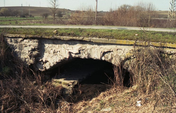 Mostík cez potok Močiar
