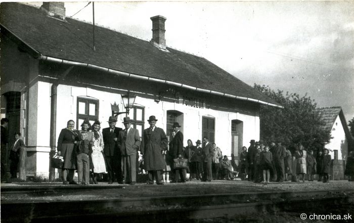 Poltárska trať- zastávka Pondelok